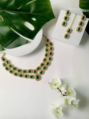Gold plated traditional stone special necklace with earring & maang tikka set for women 2