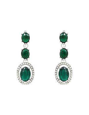 Silver plated stylish design crystal diamond necklace with earrings & maang tikka jewellery set for women  4