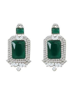 Silver plated stylish design crystal diamond necklace & earrings jewellery set for women (silver green) 5