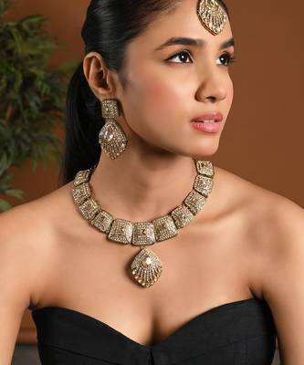 Gold plated traditional square & stone choker necklace jewellery with earrings & maang tikka set for women  1