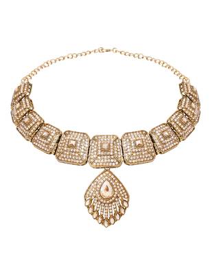 Gold plated traditional square & stone choker necklace jewellery with earrings & maang tikka set for women  3