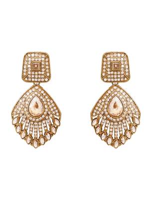 Gold plated traditional square & stone choker necklace jewellery with earrings & maang tikka set for women  4