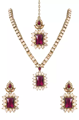 Gold plated stylish design crystal diamond necklace with earrings & maang tikka jewellery set for women 