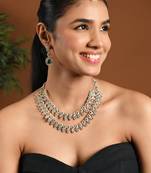 Gold plated stylish design crystal diamond necklace with earrings & maang tikka jewellery set for women 