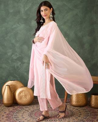 Women  Cotton Blend Thread Work Straight Kurta Pant and Dupatta Set 3