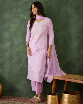Women  Cotton Blend Thread Work Straight Kurta Pant and Dupatta Set 3