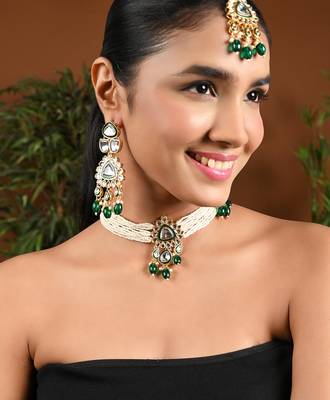 Gold plated latest fashion stylish multi layered choker necklace jewellery set for women  1