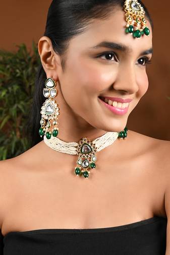 Gold plated latest fashion stylish multi layered choker necklace jewellery set for women (green)