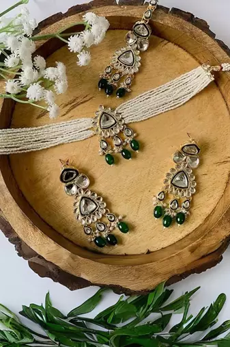 Gold plated latest fashion stylish multi layered choker necklace jewellery set for women 
