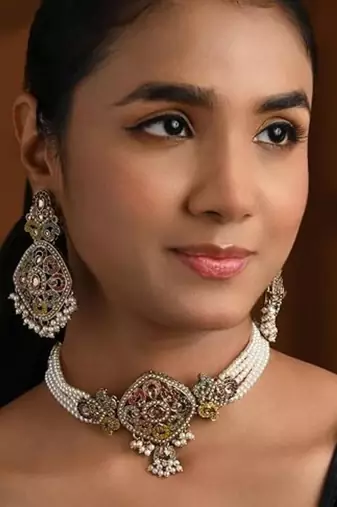 Gold plated traditional kundan pearl multi layered choker necklace jewellery set for women 