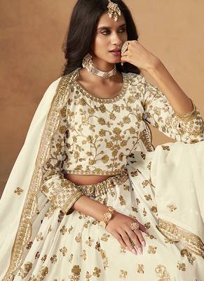 White Embroidered Sequins Work Organza  Lehenga Choli 4