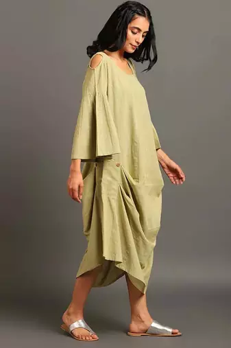 Cold shoulder spring dress