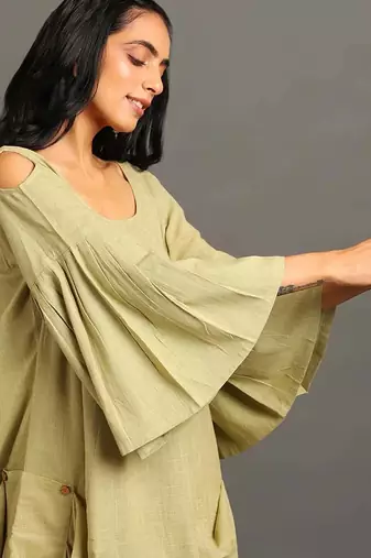Cold shoulder spring dress