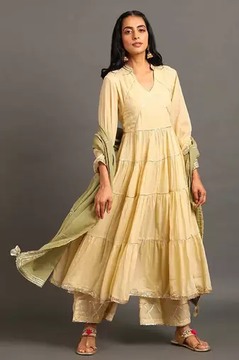 Cream fizaa kurta set