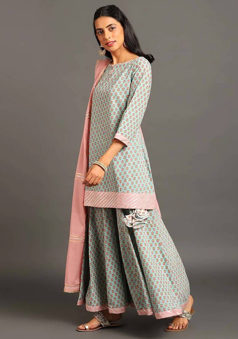 Diya kurta sharara set