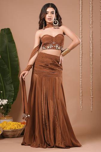 Brown plain crepe skirt set