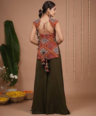 Red floral printed georgette kurta sets 2
