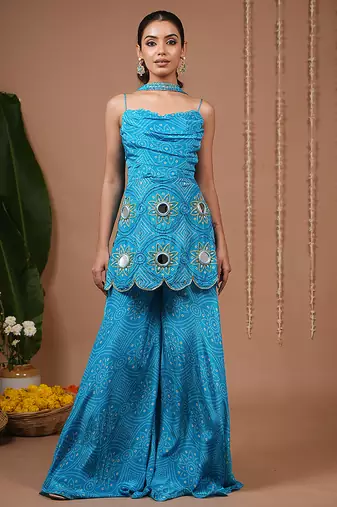 Blue embroidered crepe kurta set