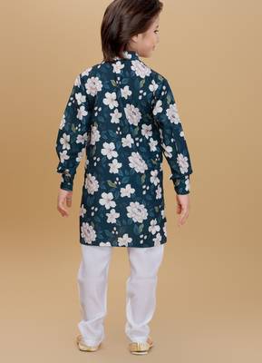 Green cotton blend woven floral printed kurta and pant set 2