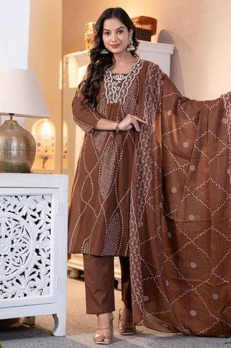 Aaysa women embroidered brown kurta set with printed dupatta