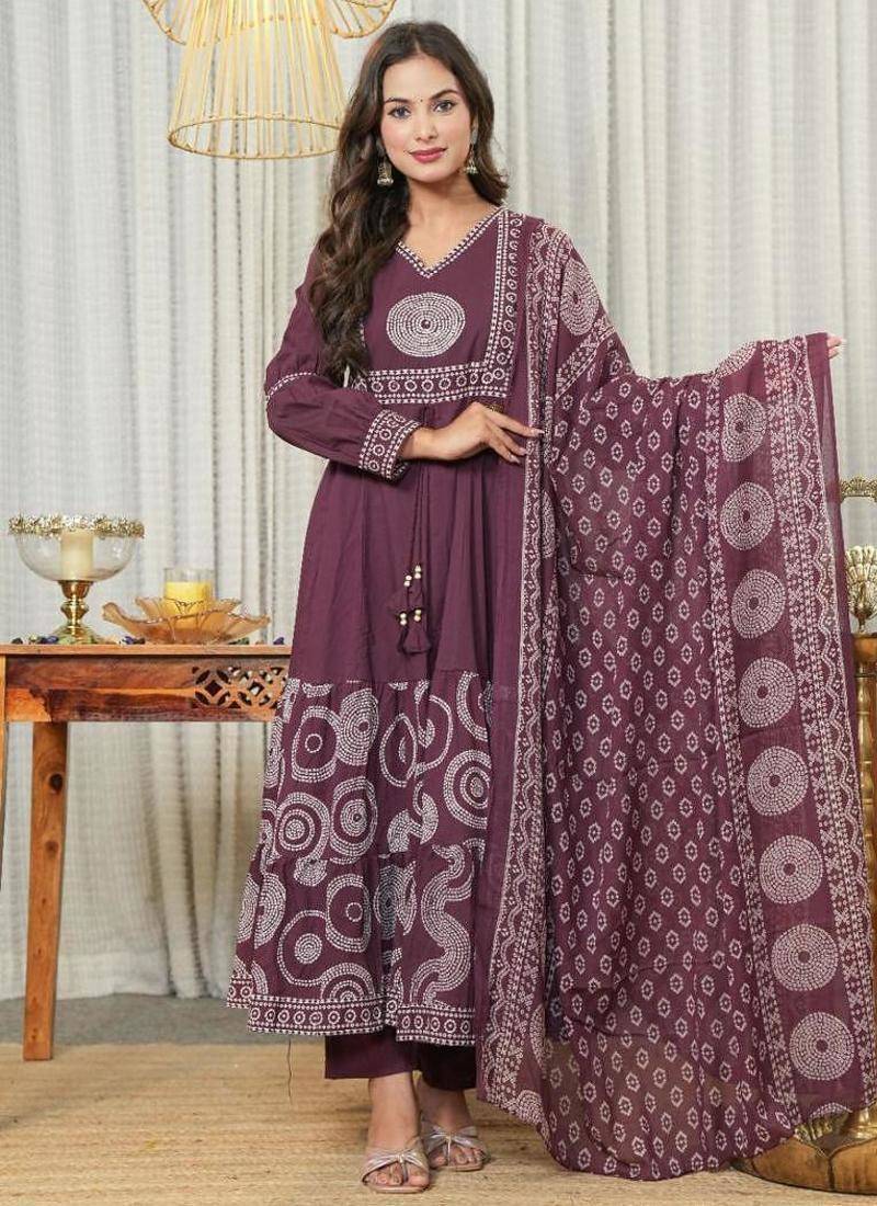 Aaysa women embroidered purple anarkali kurta set with printed dupatta