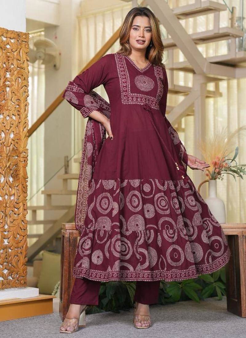 Aaysa women embroidered maroon anarkali kurta set with printed dupatta