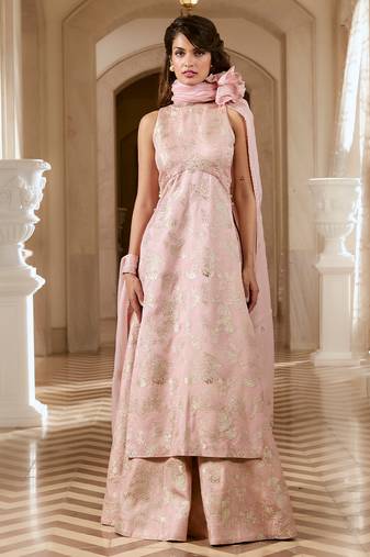 Pink embroidered jacquard kurta set