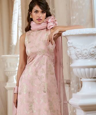Pink embroidered jacquard kurta set 5