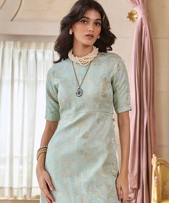 Blue embroidered jacquard kurta set 2