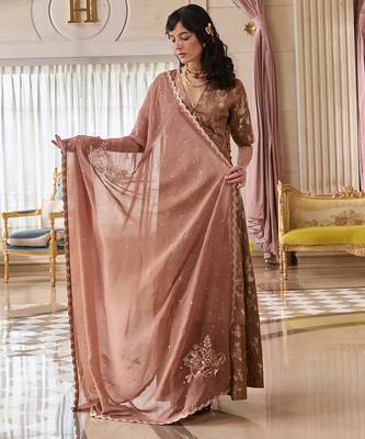 Brown embroidered jacquard kurta set 4
