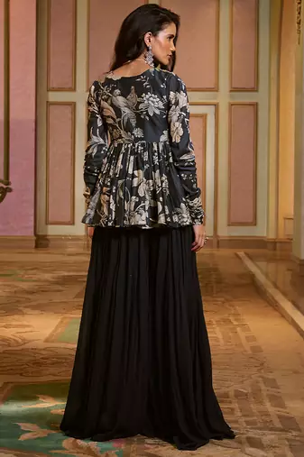 Blue embroidered silk kurta set