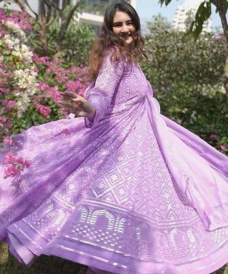Faux blooming purple kali cut suit with sequins thread embroidery, stitched pants & dupatta set 6