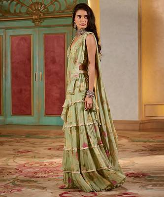Green floral printed chiffon saree 2
