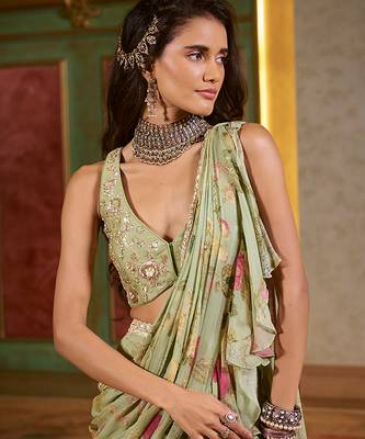 Green floral printed chiffon saree 5