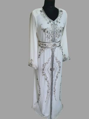 Off-White color Handmade Moroccan Kaftan with hijjab 3