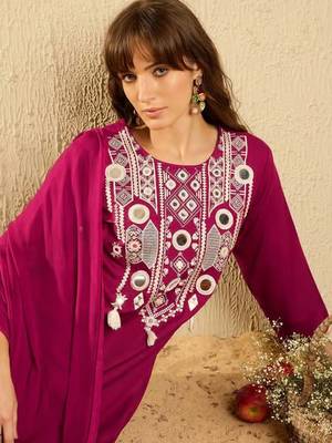 Cherry embroidered viscose Kurta Pant with dupatta 4