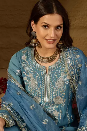 Women blue silk blend solid embroidered straight kurta trousers with dupatta