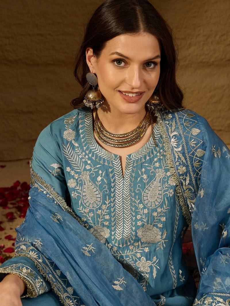 Women blue silk blend solid embroidered straight kurta trousers with dupatta