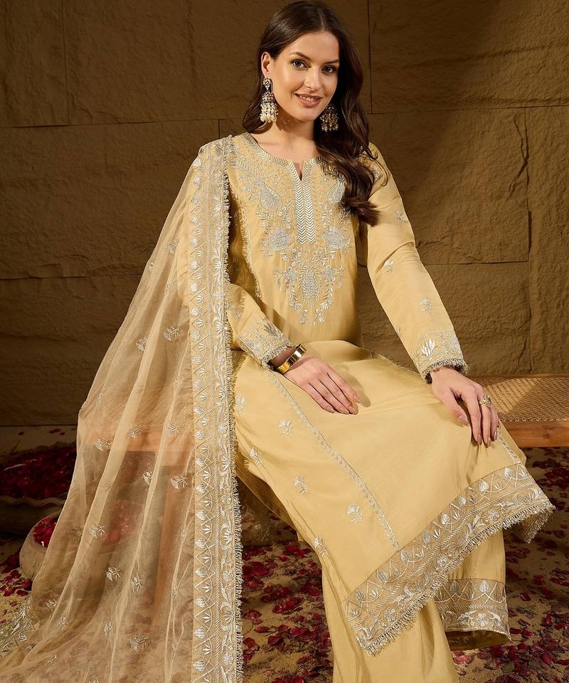 Women yellow silk blend solid embroidered straight kurta trousers with dupatta