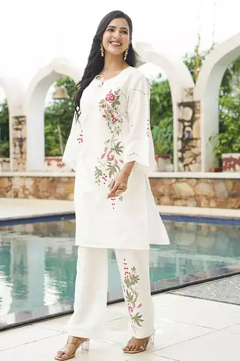 Women white silk blend solid embroidered coord sets