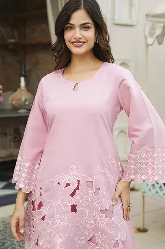 Women pink silk blend solid embroidered coord sets