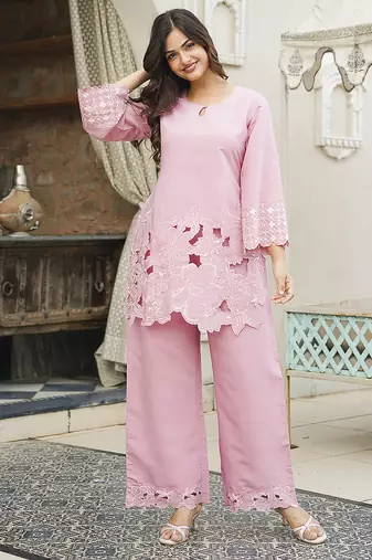 Women pink silk blend solid embroidered coord sets