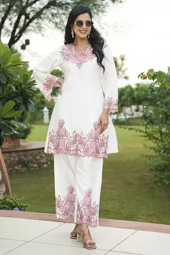 Women white silk blend solid embroidered coord sets