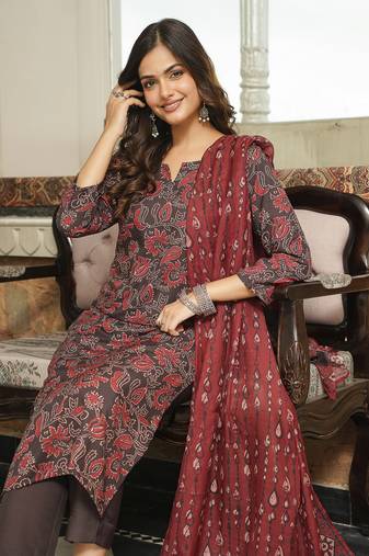 Women brown rayon blend floral printed straight kurta trousers with dupatta