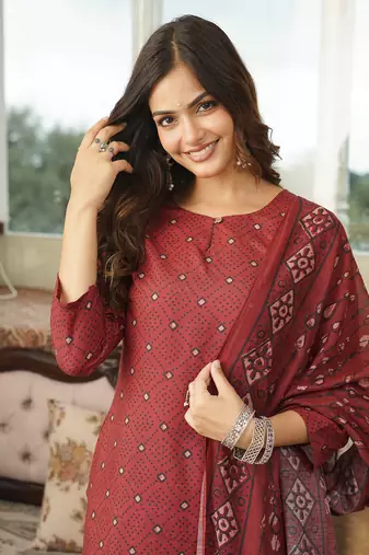 Maroon Rayon Blend Geometric Printed Kurta Trousers