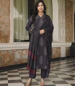 Women black rayon blend floral printed straight kurta trousers with dupatta