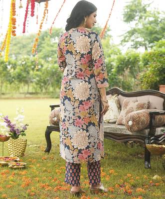 Women blue rayon blend floral printed straight kurta trousers with dupatta 4