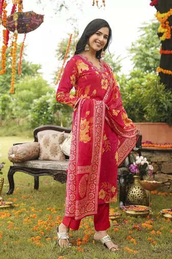 Women red viscose rayon floral embroidered straight kurta trousers with dupatta