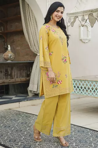 Women yellow pure cotton solid embroidered coord sets