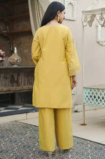 Women yellow pure cotton solid embroidered coord sets